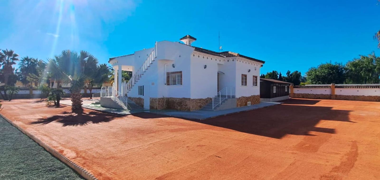 2 bedroom Finca/Country House for sale in Catral with garage - € 415,000 (Ref: 10172247)