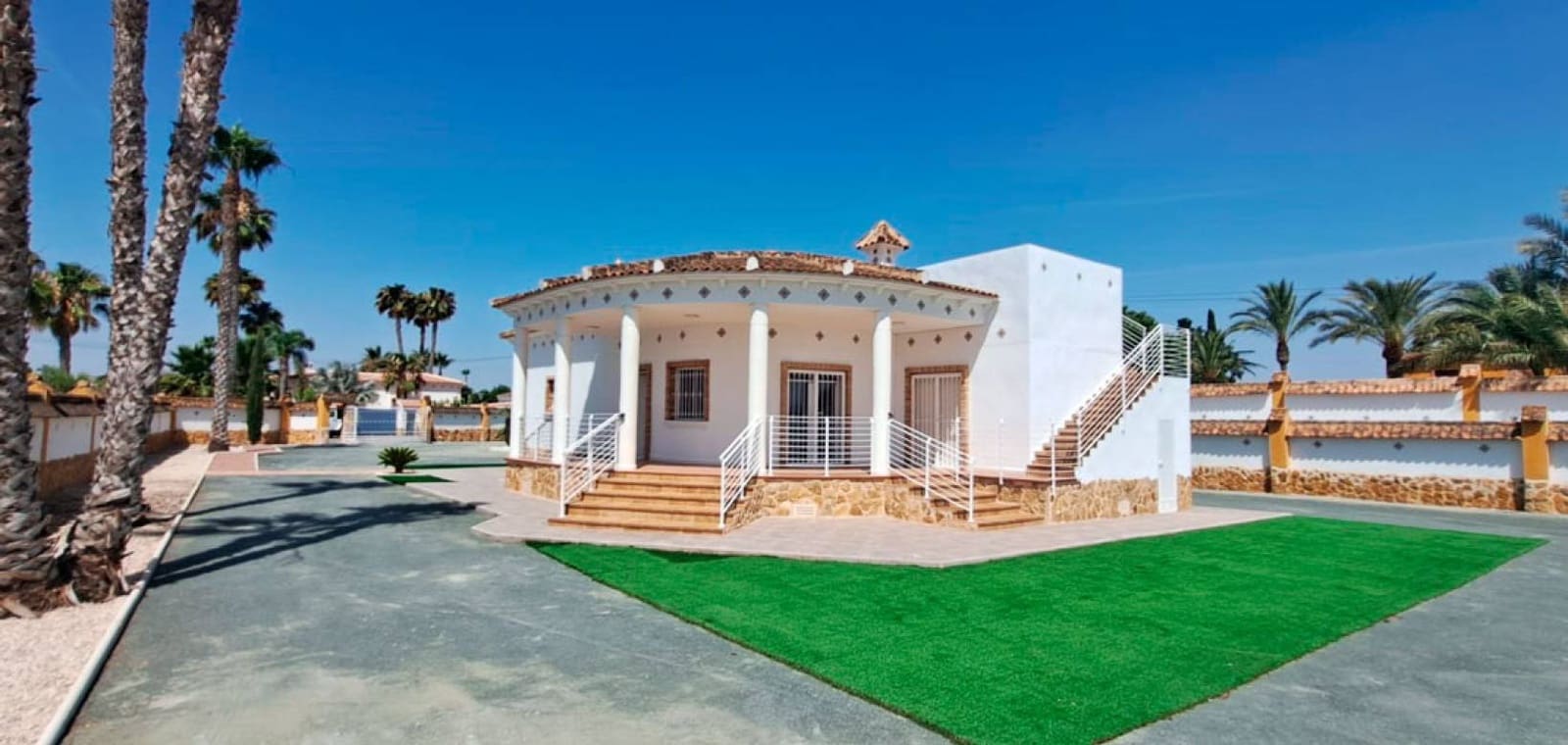 3 bedroom Finca/Country House for sale in Catral with garage - € 410,000 (Ref: 10172248)