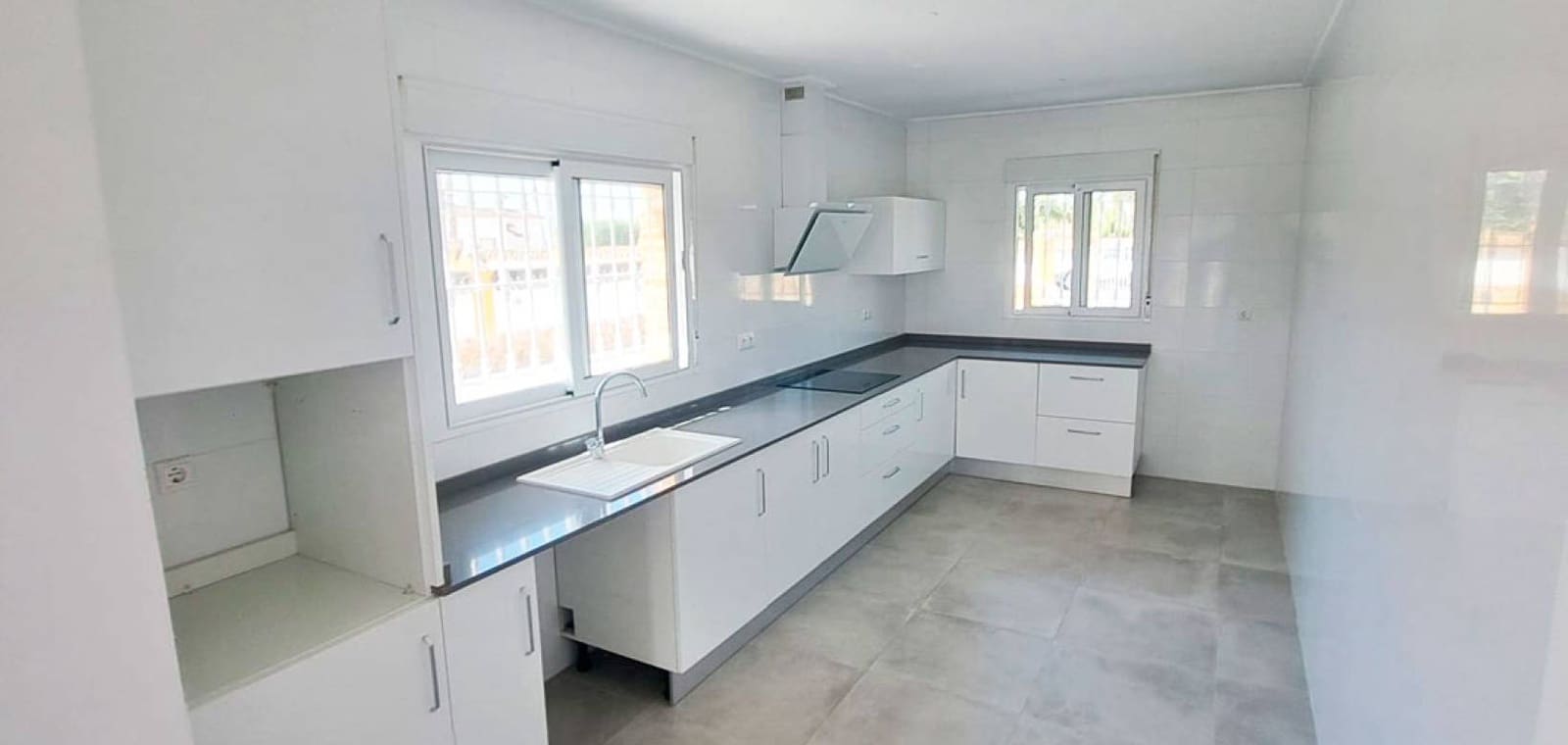 3 bedroom Finca/Country House for sale in Catral with garage - € 410,000 (Ref: 10172248)