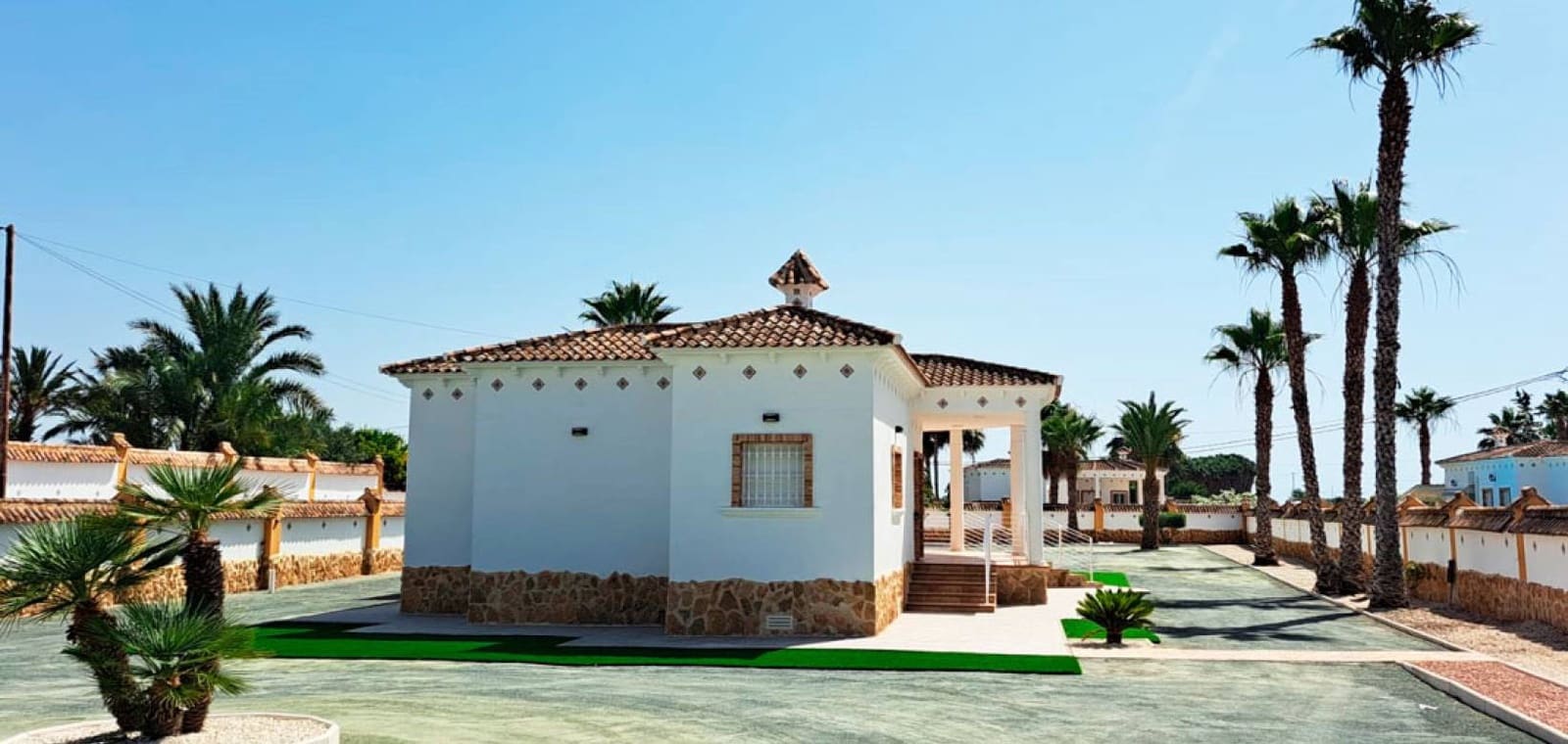 3 bedroom Finca/Country House for sale in Catral with garage - € 410,000 (Ref: 10172248)