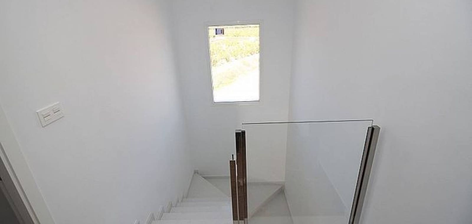 3 slaapkamer Villa te koop in Pinoso met zwembad garage - € 375.000 (Ref: 7940986)