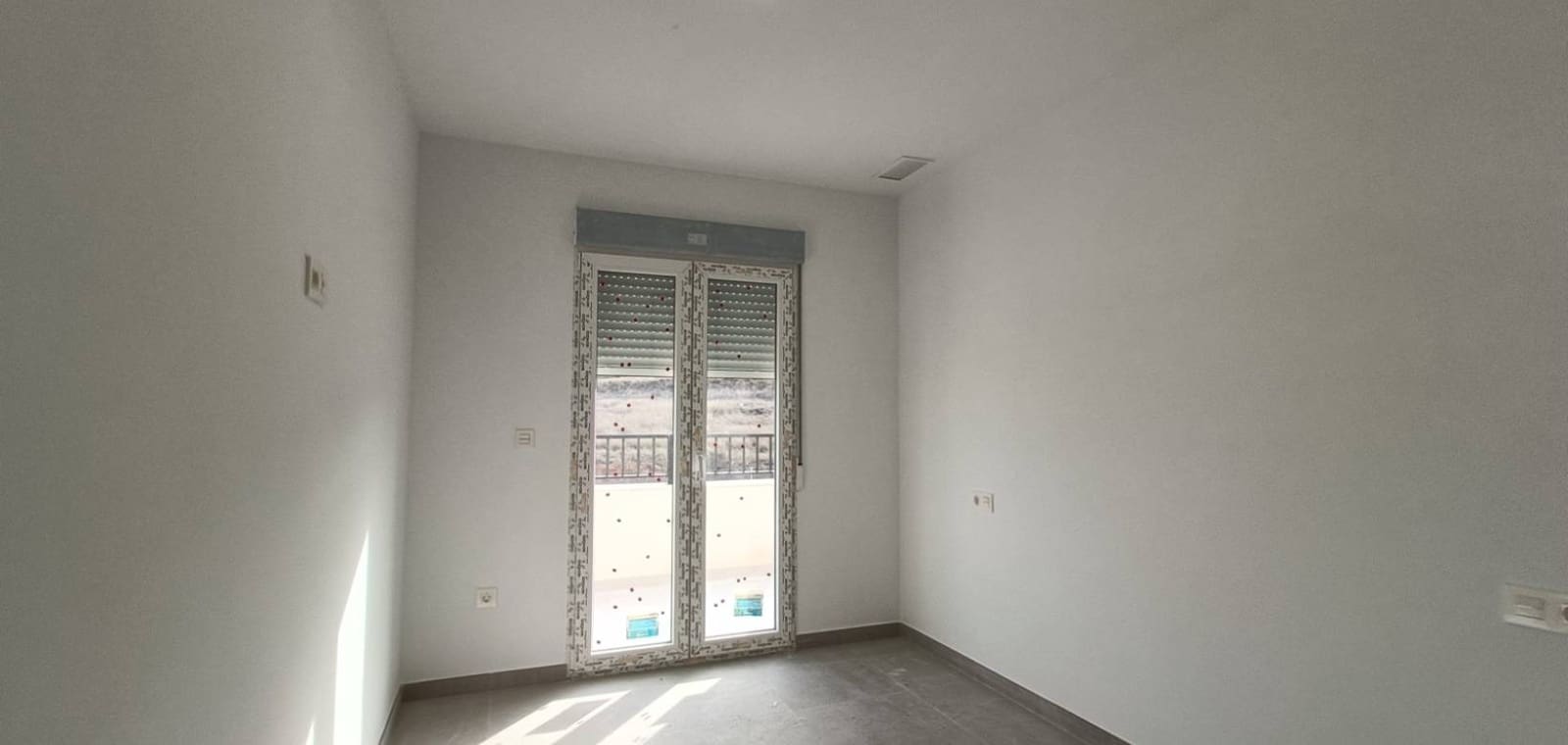 Chalet de 3 habitaciones en Pinoso en venta con piscina garaje - 375.000 € (Ref: 7940986)