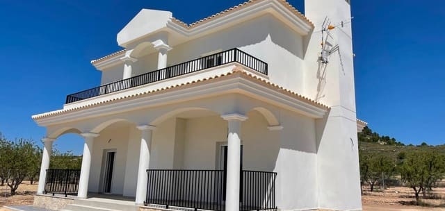 3 bedroom Villa for sale in Pinoso with pool garage - € 397,000 (Ref: 7940987)