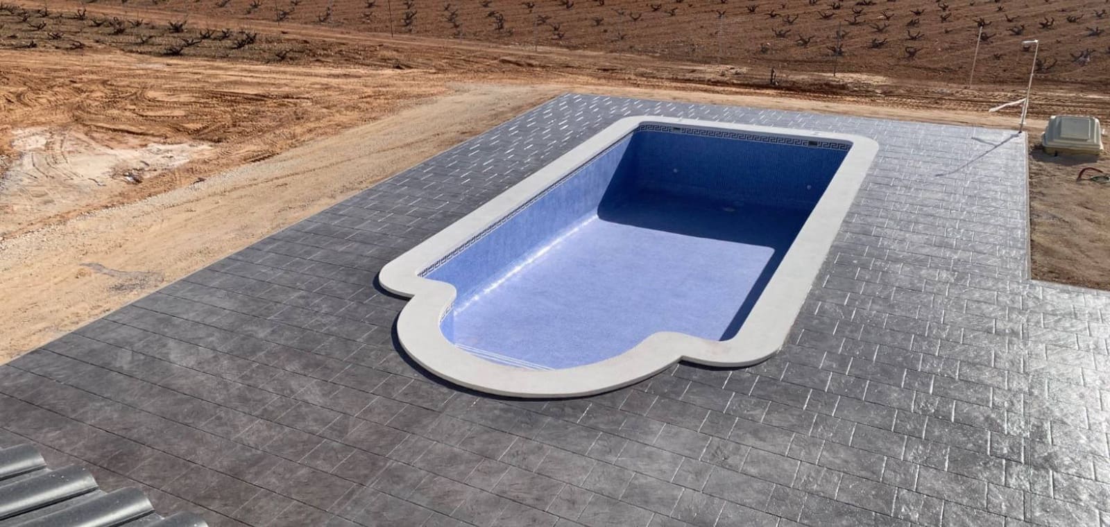 3 bedroom Villa for sale in Pinoso with pool garage - € 397,000 (Ref: 7940987)