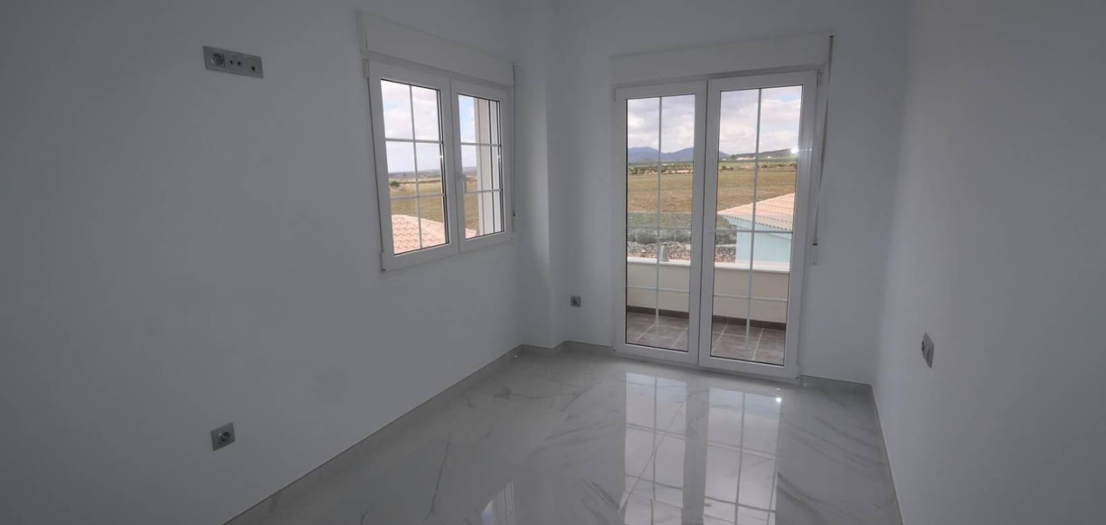 3 bedroom Villa for sale in Pinoso with pool garage - € 423,000 (Ref: 7940988)