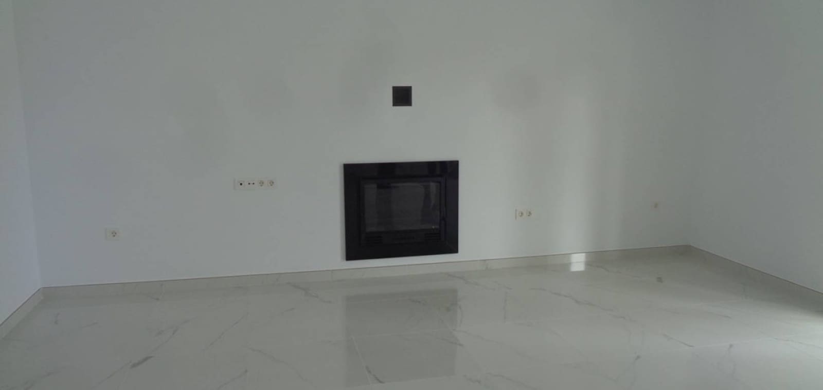 3 bedroom Villa for sale in Pinoso with pool garage - € 423,000 (Ref: 7940988)