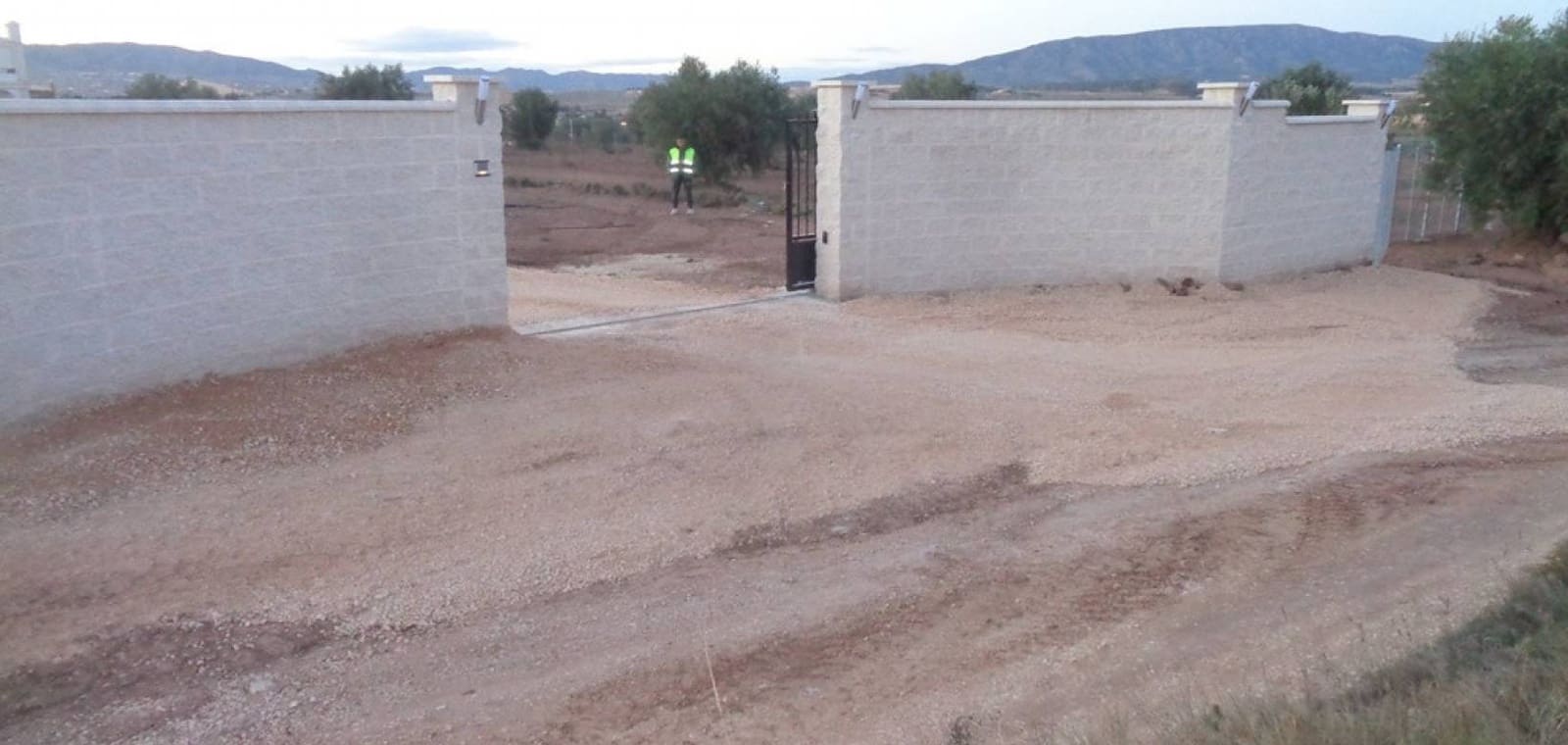 3 bedroom Villa for sale in Pinoso with pool garage - € 423,000 (Ref: 7940988)