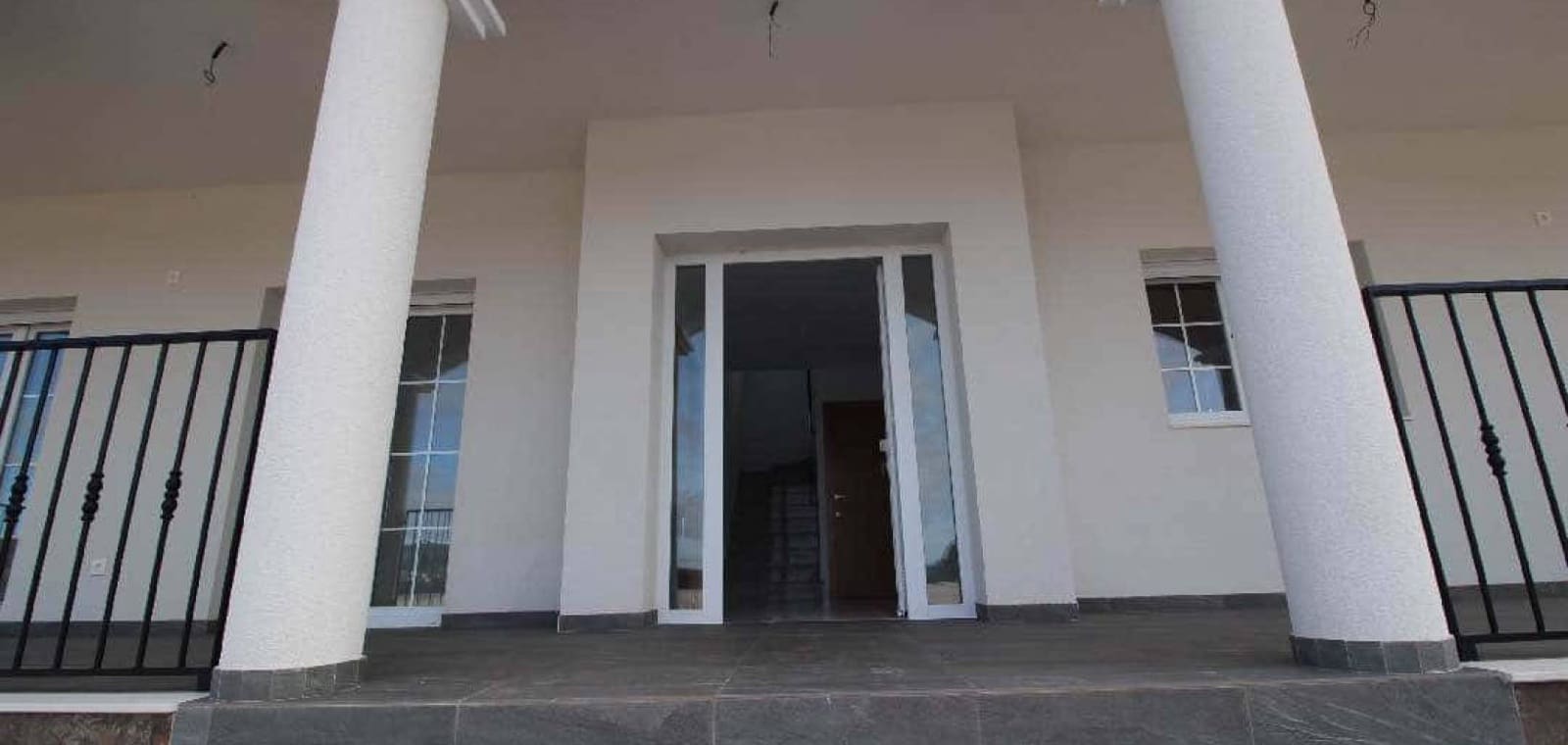 3 bedroom Villa for sale in Pinoso with pool garage - € 449,000 (Ref: 7940989)