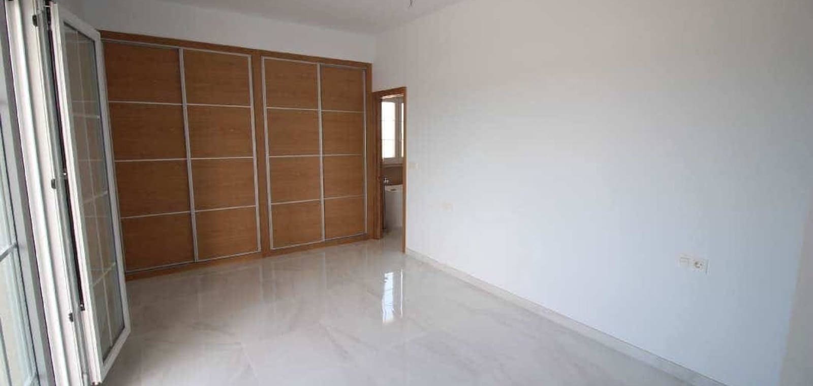 3 bedroom Villa for sale in Pinoso with pool garage - € 449,000 (Ref: 7940989)