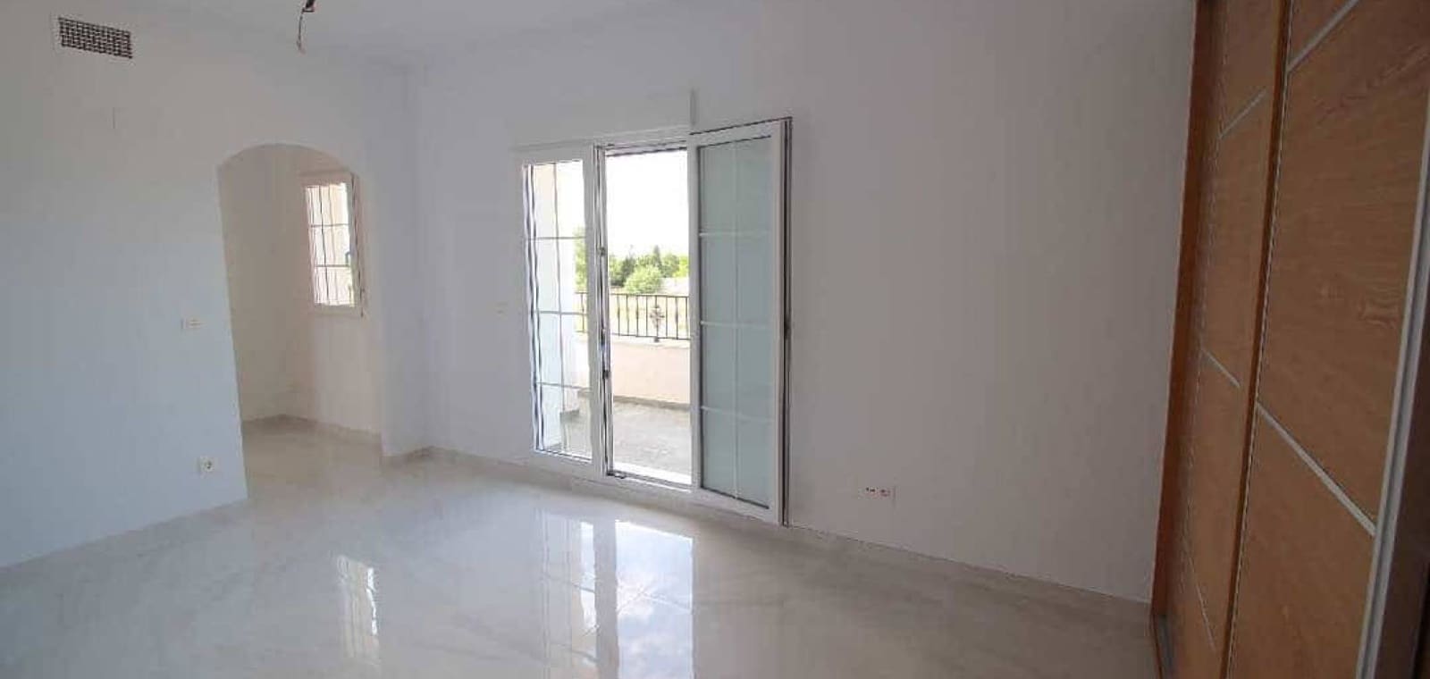 3 bedroom Villa for sale in Pinoso with pool garage - € 449,000 (Ref: 7940989)