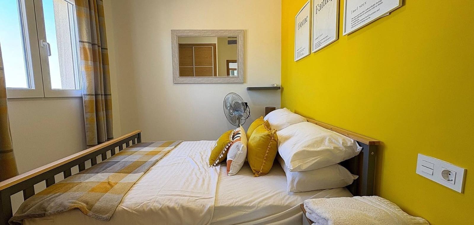 Chalet de 3 habitaciones en Pinoso en venta con piscina garaje - 449.000 € (Ref: 7940989)