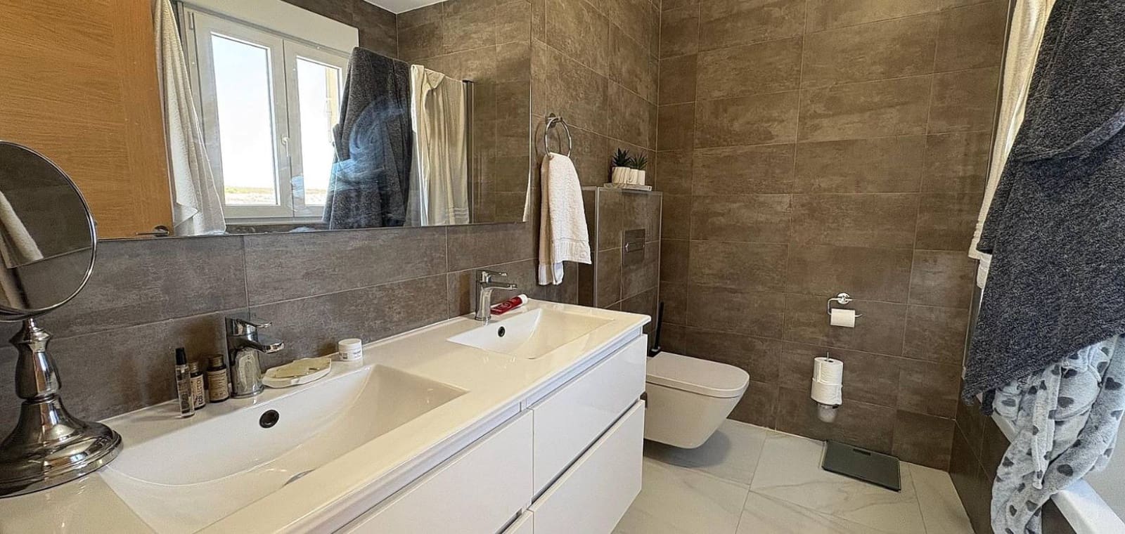 Chalet de 3 habitaciones en Pinoso en venta con piscina garaje - 449.000 € (Ref: 7940989)