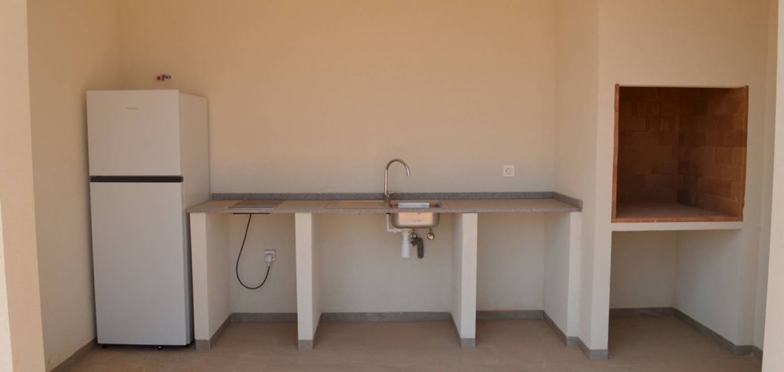 4 bedroom Villa for sale in Pinoso with pool garage - € 505,000 (Ref: 7940991)