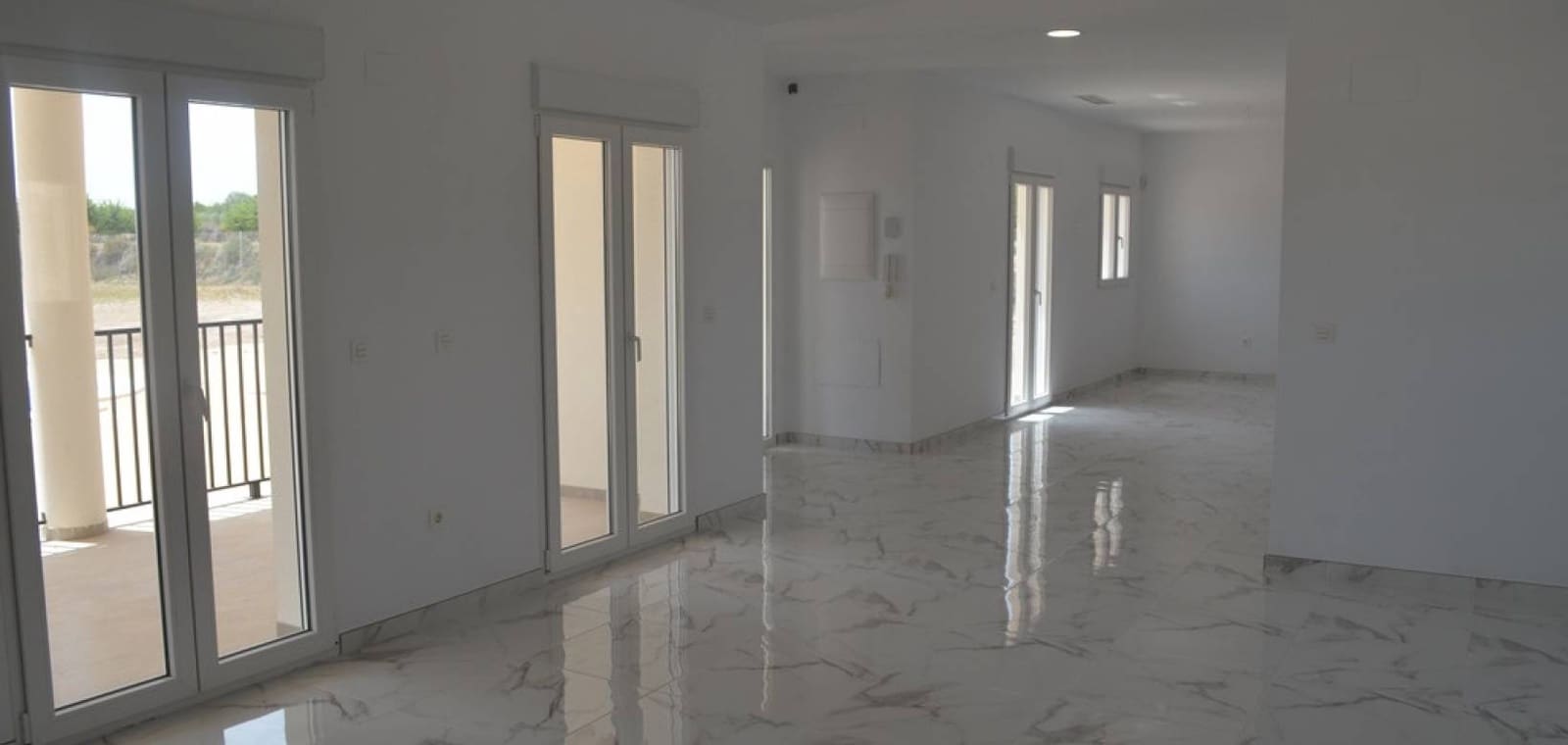 4 bedroom Villa for sale in Pinoso with pool garage - € 505,000 (Ref: 7940991)