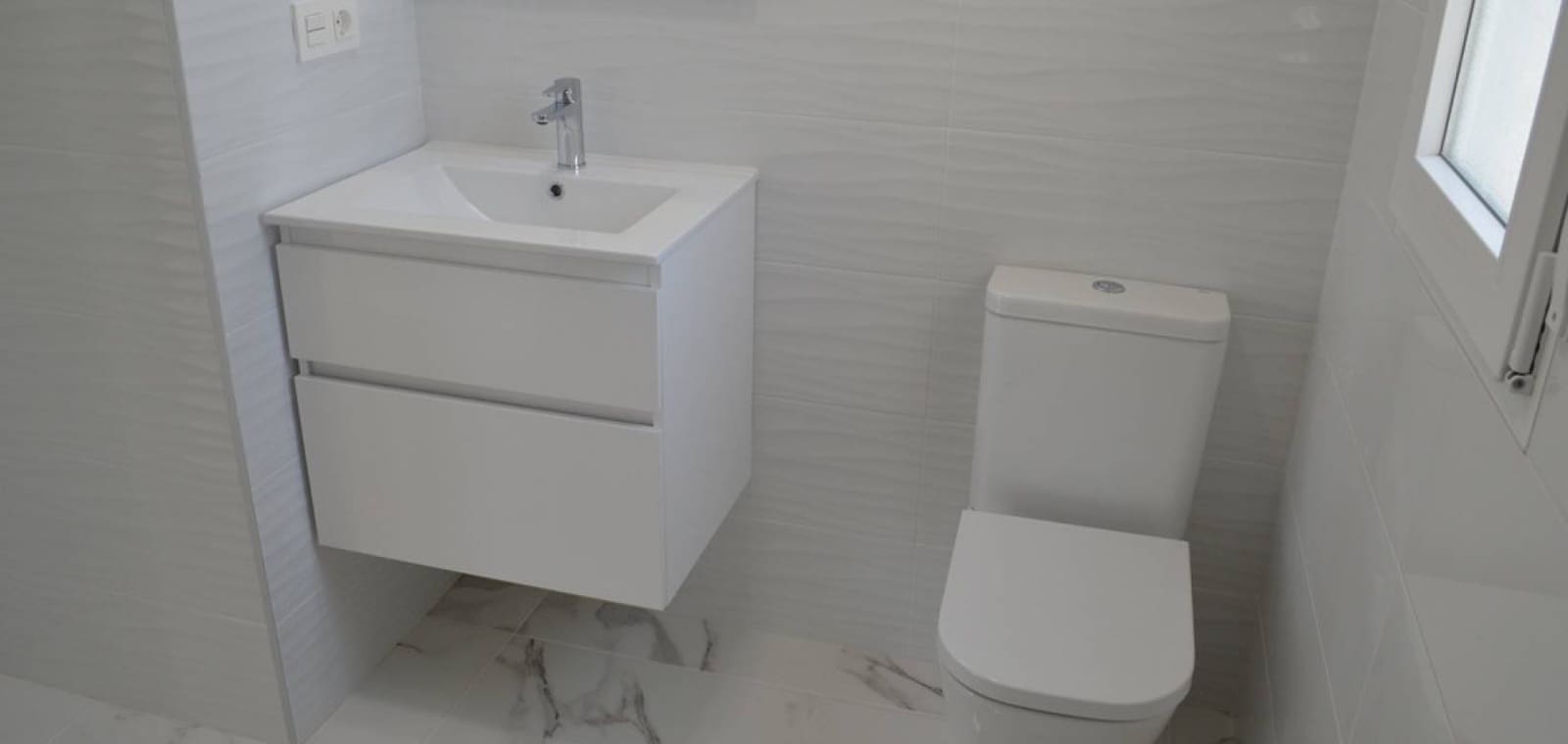 4 bedroom Villa for sale in Pinoso with pool garage - € 505,000 (Ref: 7940991)