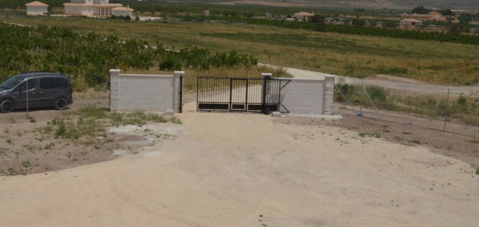 4 bedroom Villa for sale in Pinoso with pool garage - € 505,000 (Ref: 7940991)