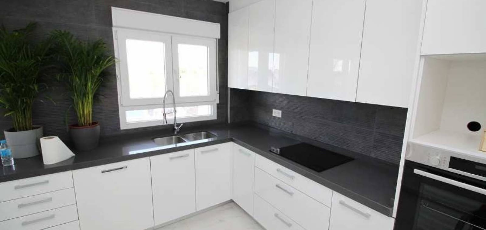 5 slaapkamer Villa te koop in Pinoso met zwembad garage - € 547.000 (Ref: 7940992)