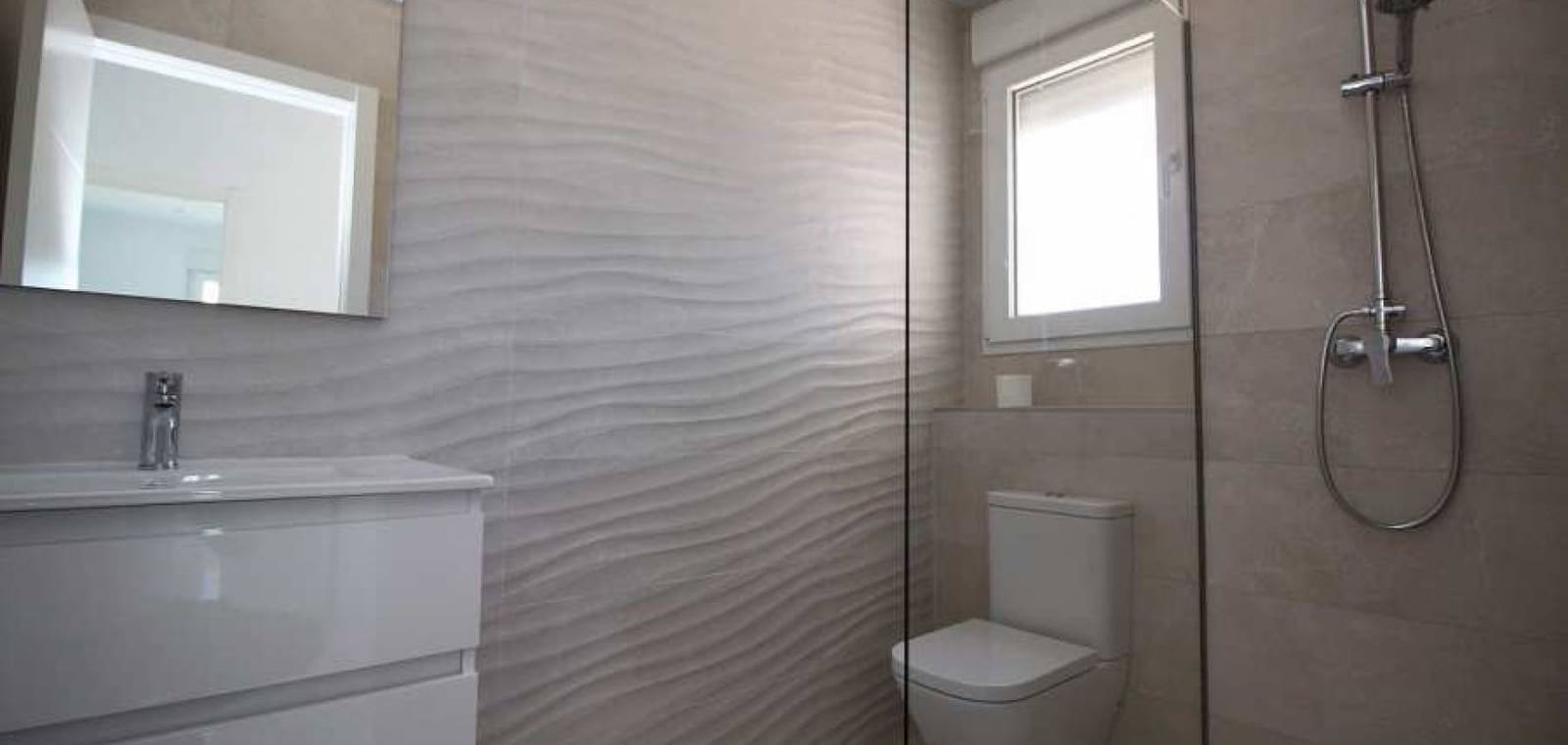 5 slaapkamer Villa te koop in Pinoso met zwembad garage - € 547.000 (Ref: 7940992)