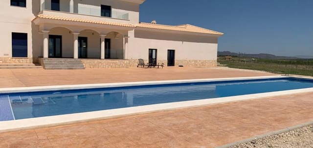 5 slaapkamer Villa te koop in Pinoso met zwembad garage - € 547.000 (Ref: 7940992)