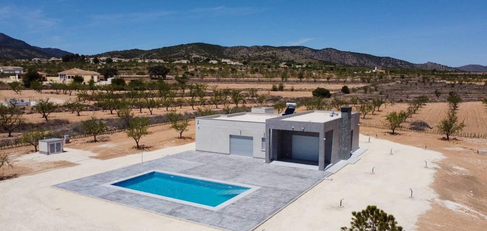 3 bedroom Villa for sale in Pinoso with pool garage - € 398,000 (Ref: 7940994)