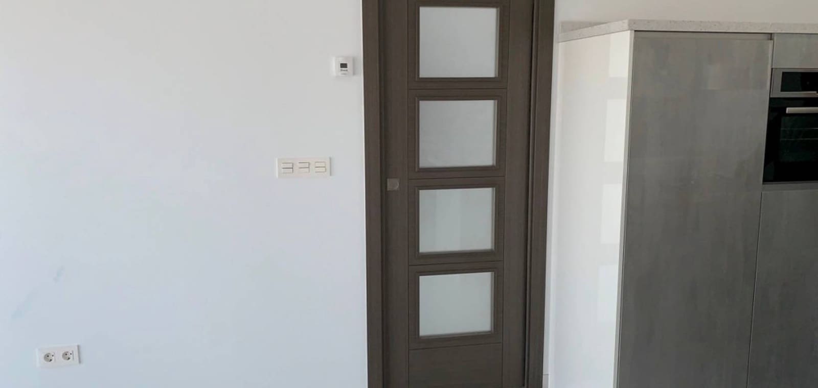 4 Zimmer Villa zu verkaufen in Pinoso mit Pool Garage - 436.000 € (Ref: 7940995)