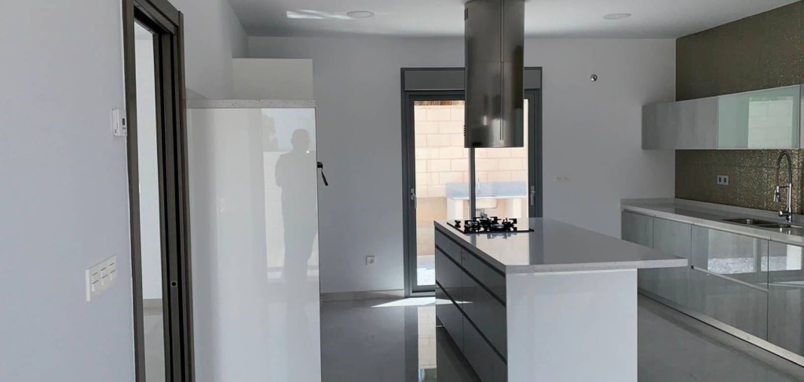 4 Zimmer Villa zu verkaufen in Pinoso mit Pool Garage - 436.000 € (Ref: 7940995)