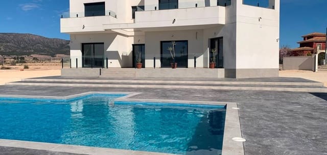 4 slaapkamer Villa te koop in Pinoso met zwembad garage - € 518.000 (Ref: 7940996)