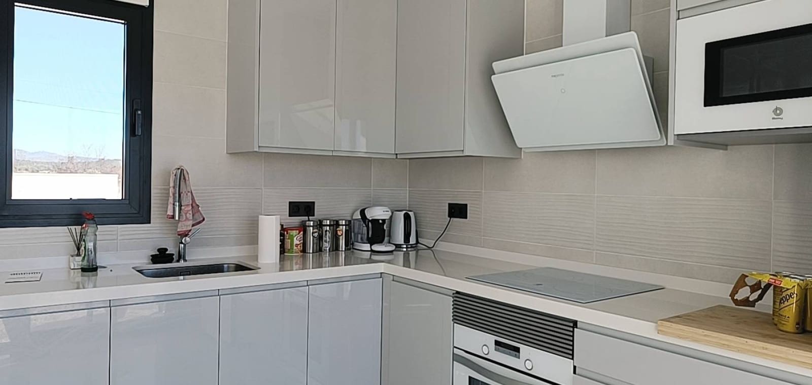 4 slaapkamer Villa te koop in Pinoso met zwembad garage - € 518.000 (Ref: 7940996)