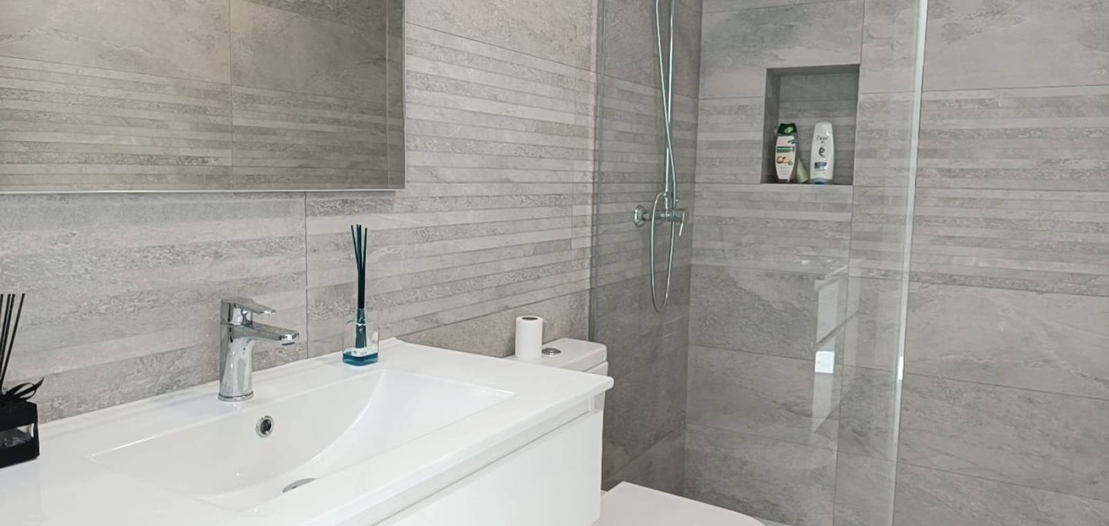 4 slaapkamer Villa te koop in Pinoso met zwembad garage - € 518.000 (Ref: 7940996)