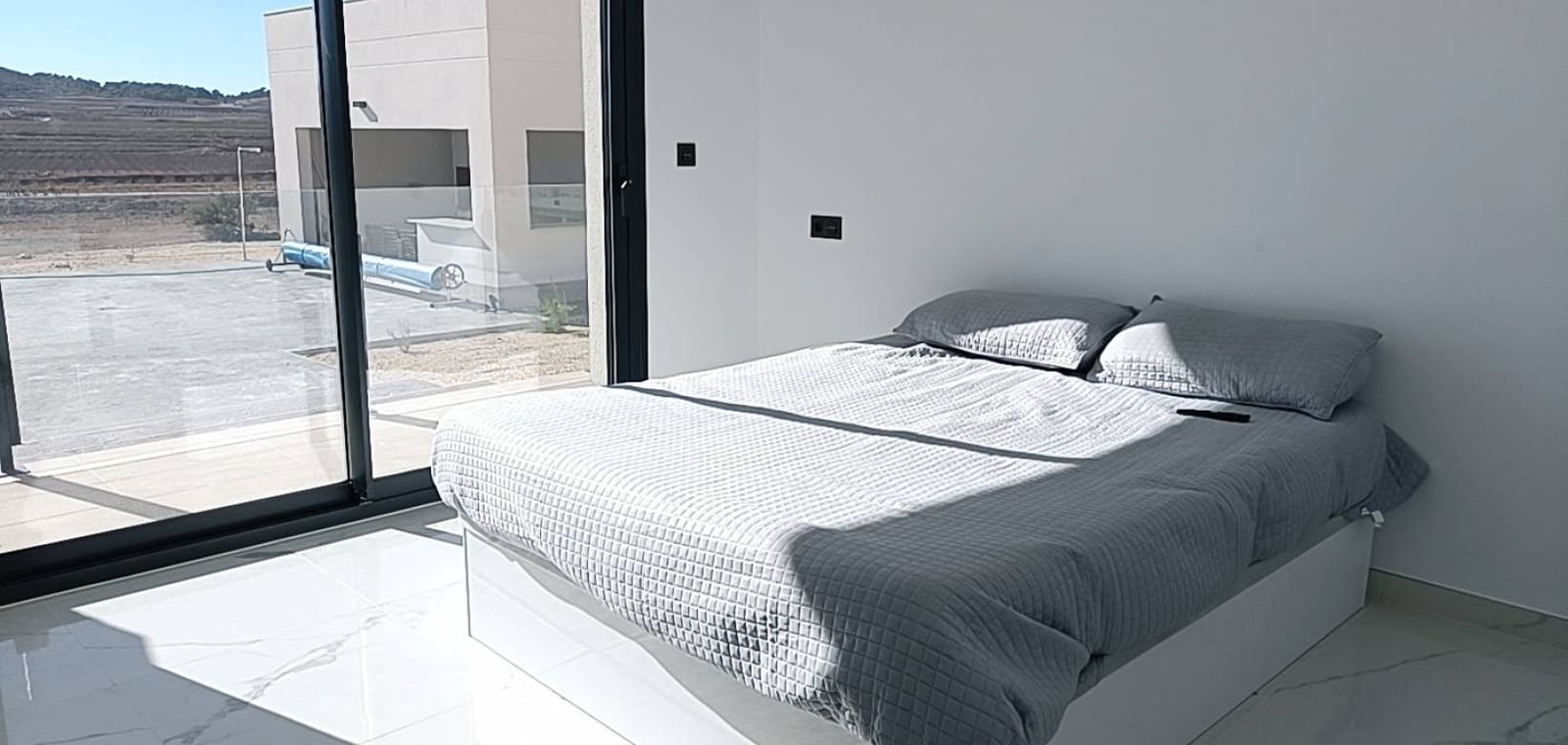 4 slaapkamer Villa te koop in Pinoso met zwembad garage - € 518.000 (Ref: 7940996)