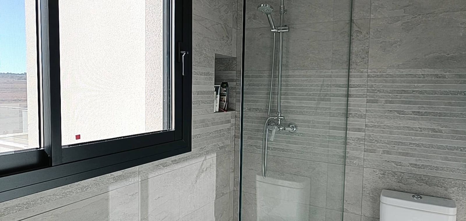 4 slaapkamer Villa te koop in Pinoso met zwembad garage - € 518.000 (Ref: 7940996)