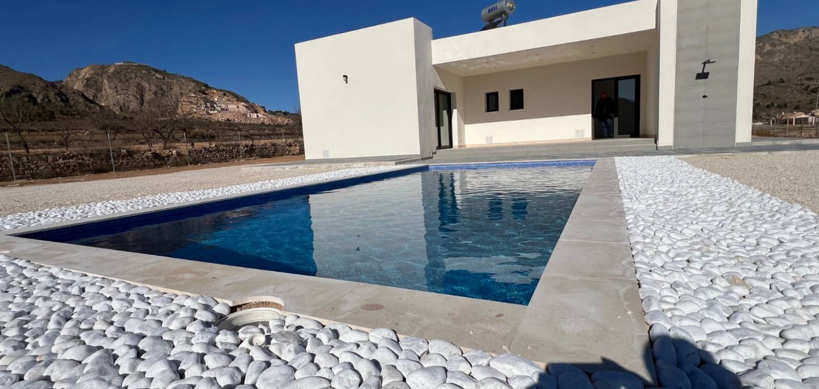 3 bedroom Villa for sale in Hondon de las Nieves with pool garage - € 380,000 (Ref: 8047709)
