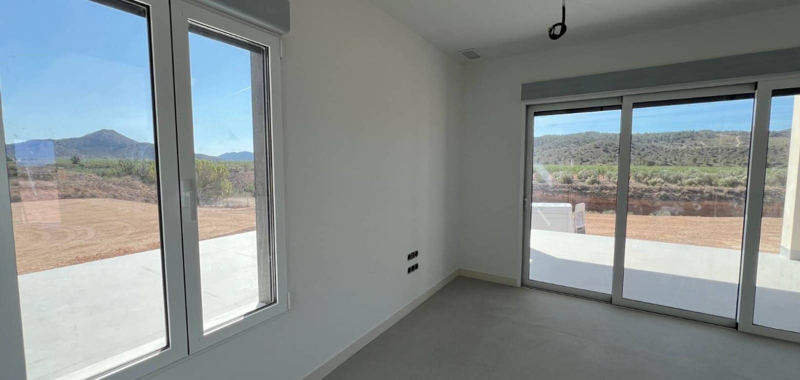 3 soveværelse Villa til salg i Macisvenda med swimmingpool - € 449.999 (Ref: 8096983)