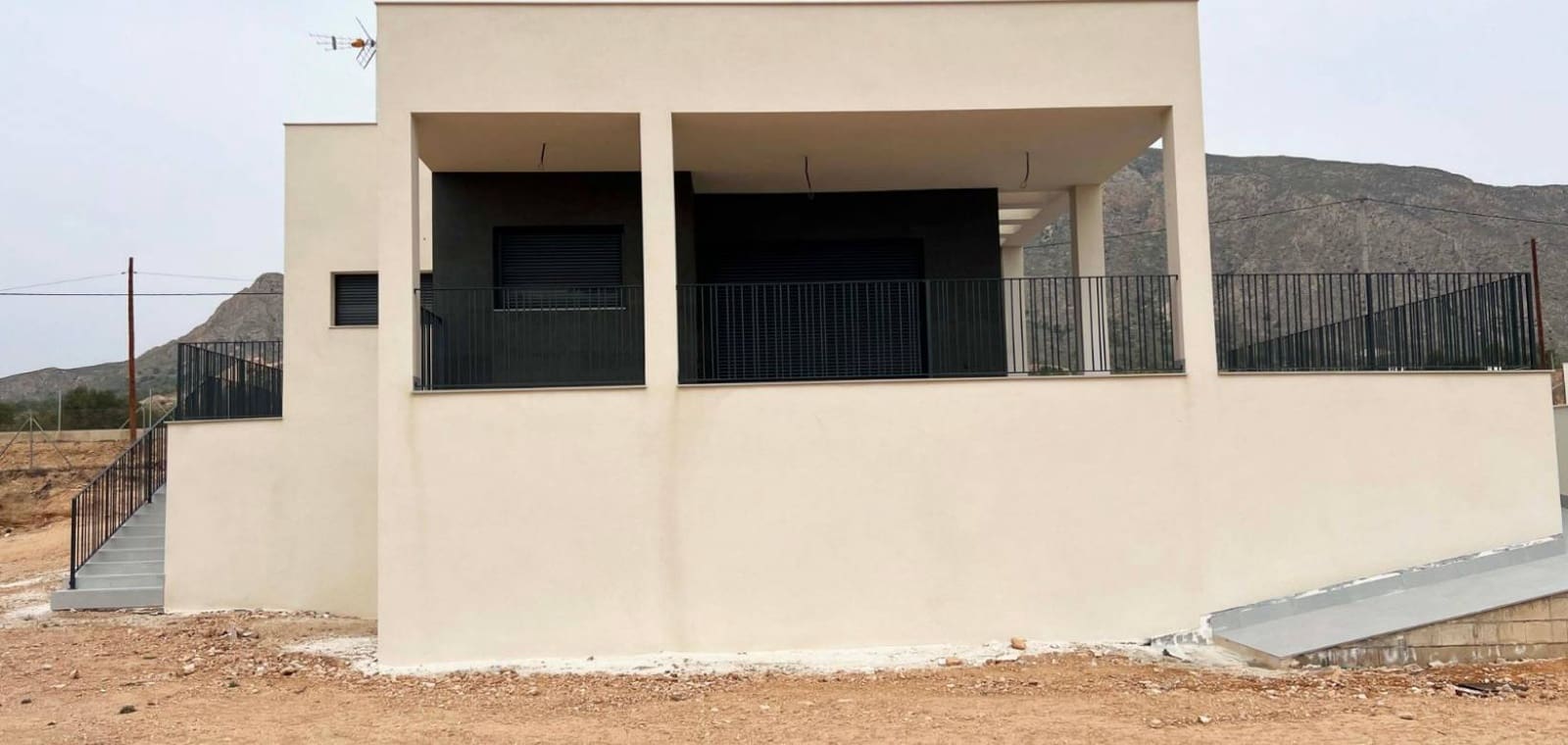 3 soveværelse Villa til salg i Macisvenda med swimmingpool - € 449.999 (Ref: 8096983)