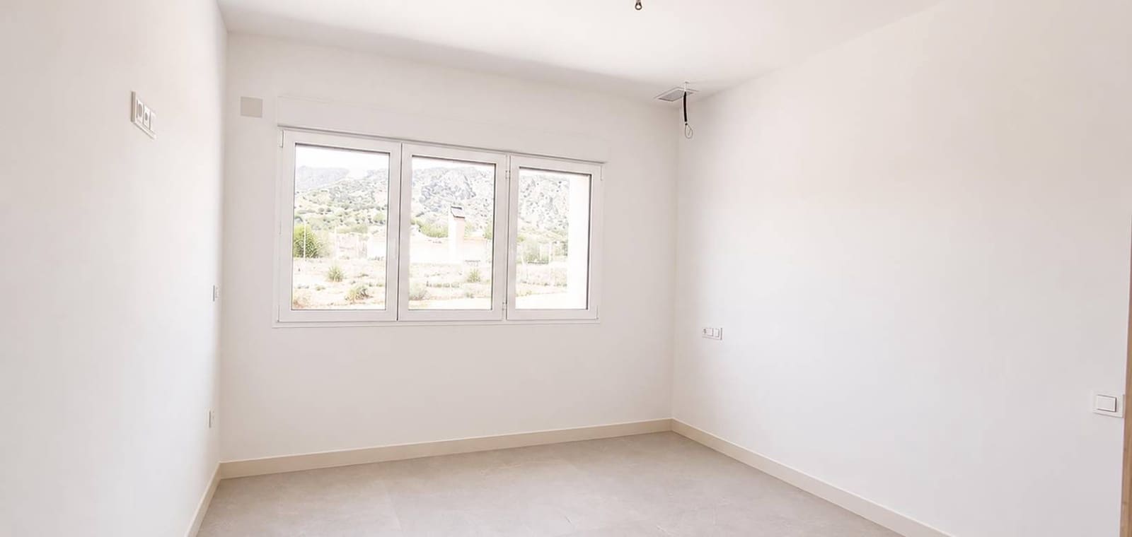 3 soverom Villa til salgs i Macisvenda med svømmebasseng - € 434 999 (Ref: 8096983)