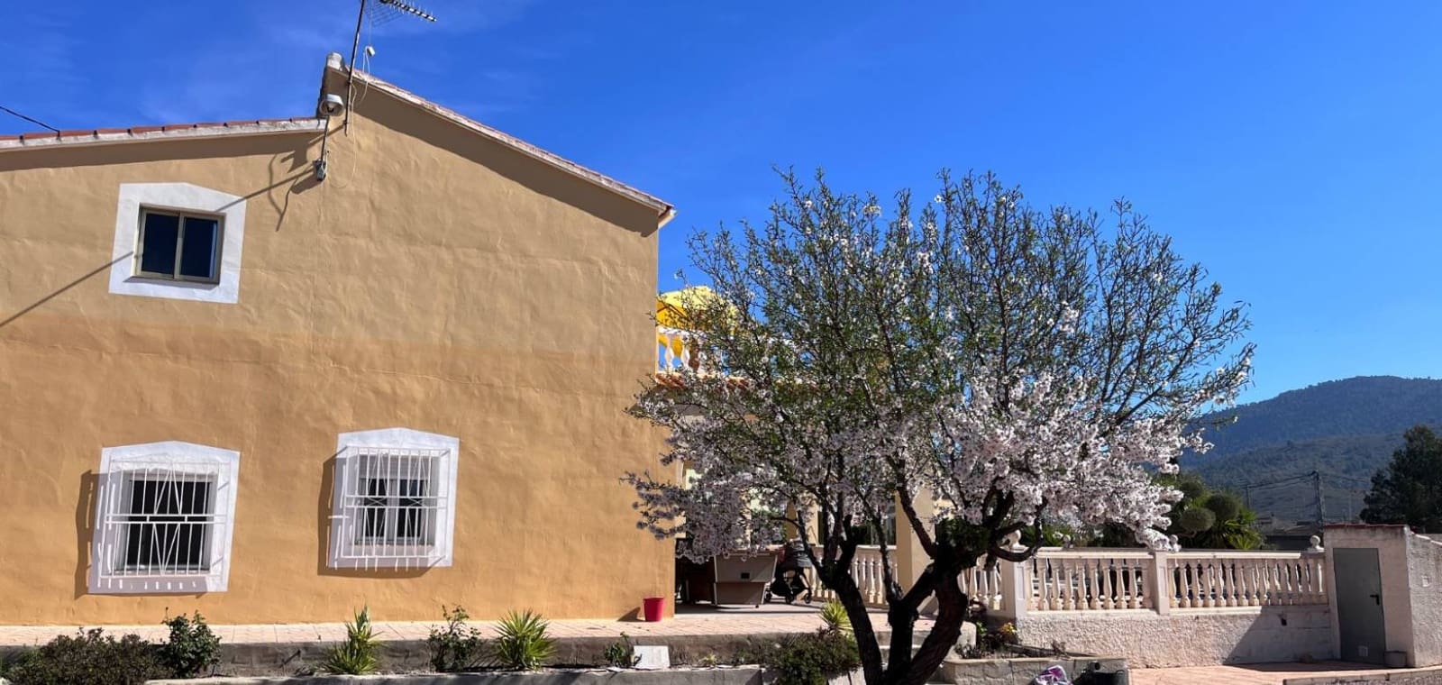 6 soverom Villa til salgs i Hondon de los Frailes med svømmebasseng garasje - € 299 950 (Ref: 8255452)