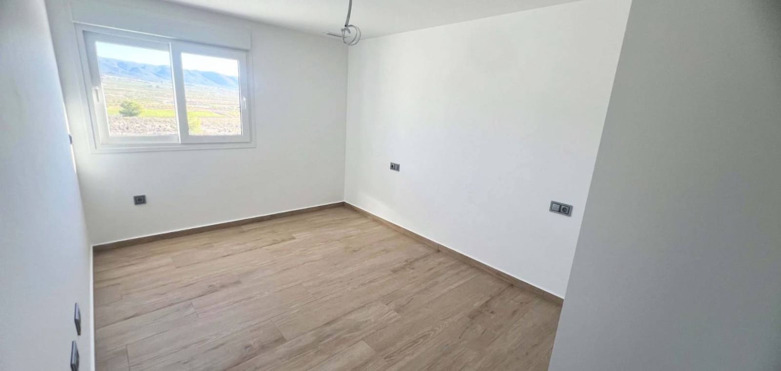 3 bedroom Villa for sale in Pinoso with pool - € 350,000 (Ref: 8425498)