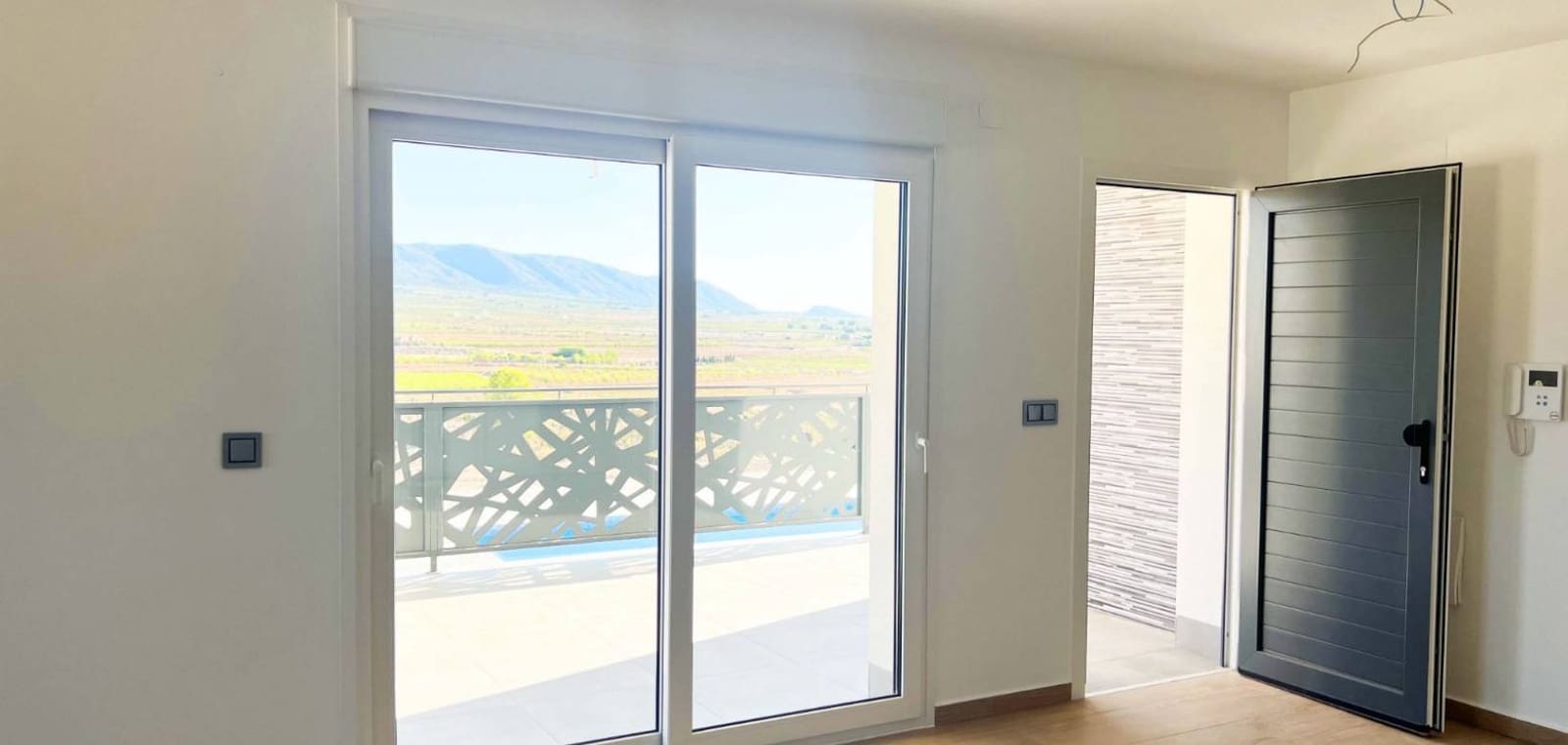 3 bedroom Villa for sale in Pinoso with pool - € 350,000 (Ref: 8425498)