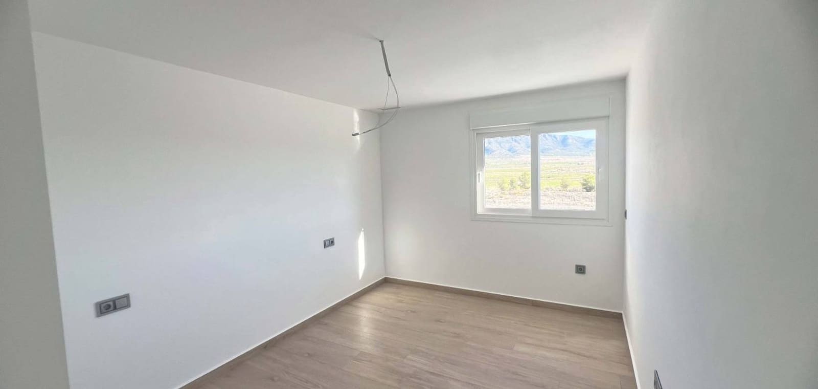 3 bedroom Villa for sale in Pinoso with pool - € 350,000 (Ref: 8425498)