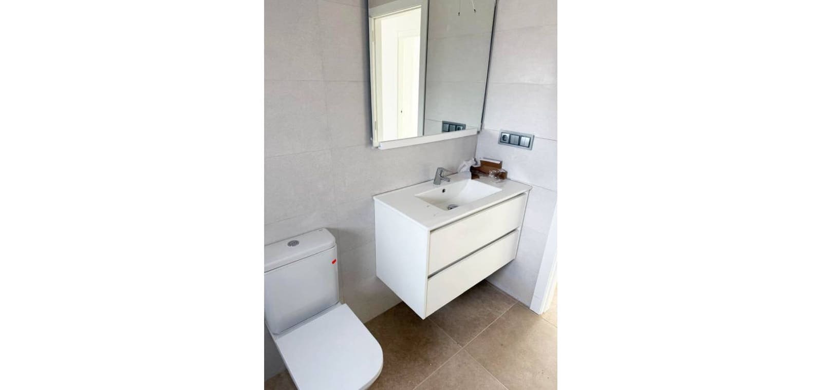 3 bedroom Villa for sale in Pinoso with pool - € 350,000 (Ref: 8425498)