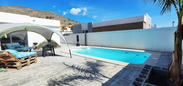 3 bedroom Villa for sale in Fortuna with pool - € 249,000 (Ref: 8600179)