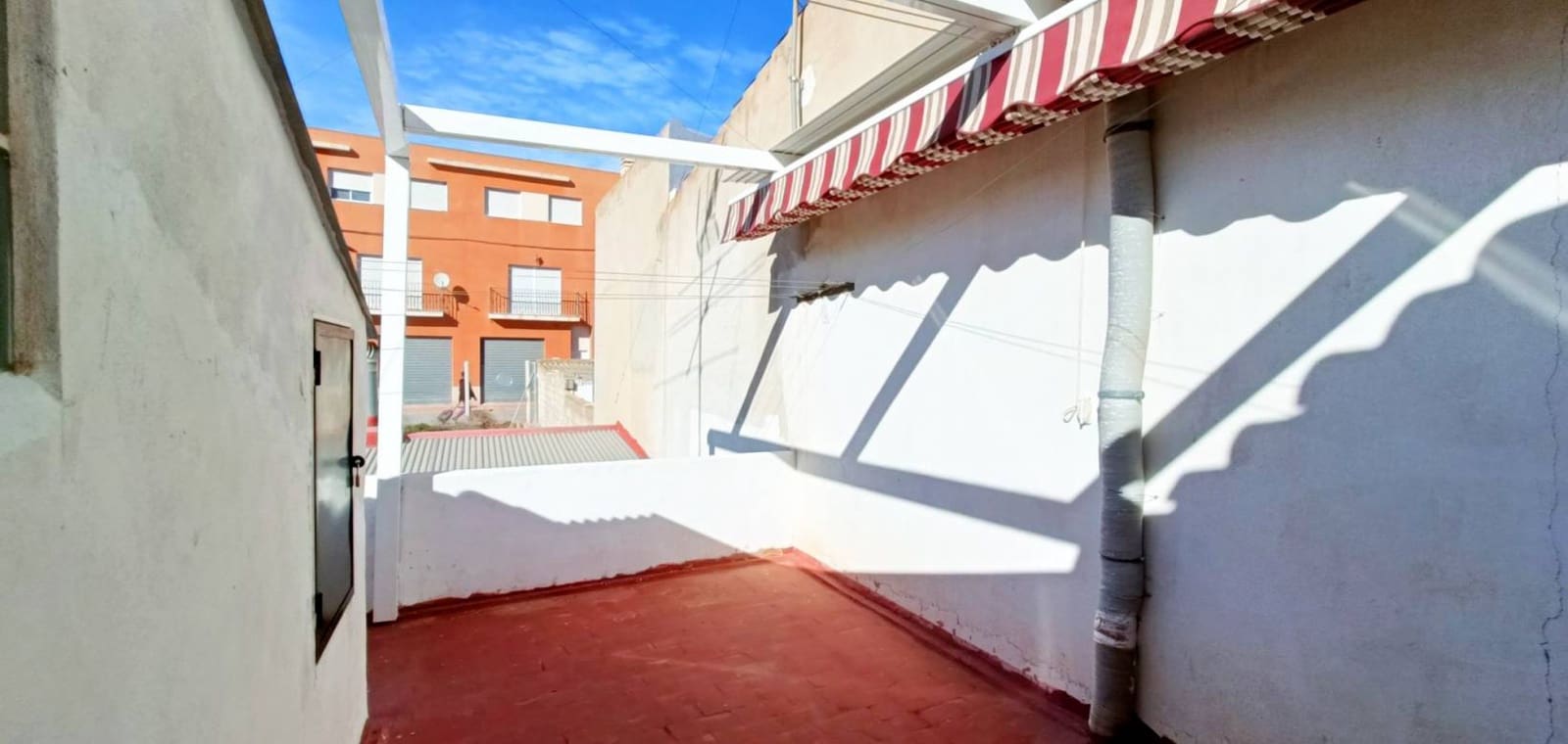 3 soverom Hus til salgs i Hondon de los Frailes med garasje - € 89 950 (Ref: 8664392)