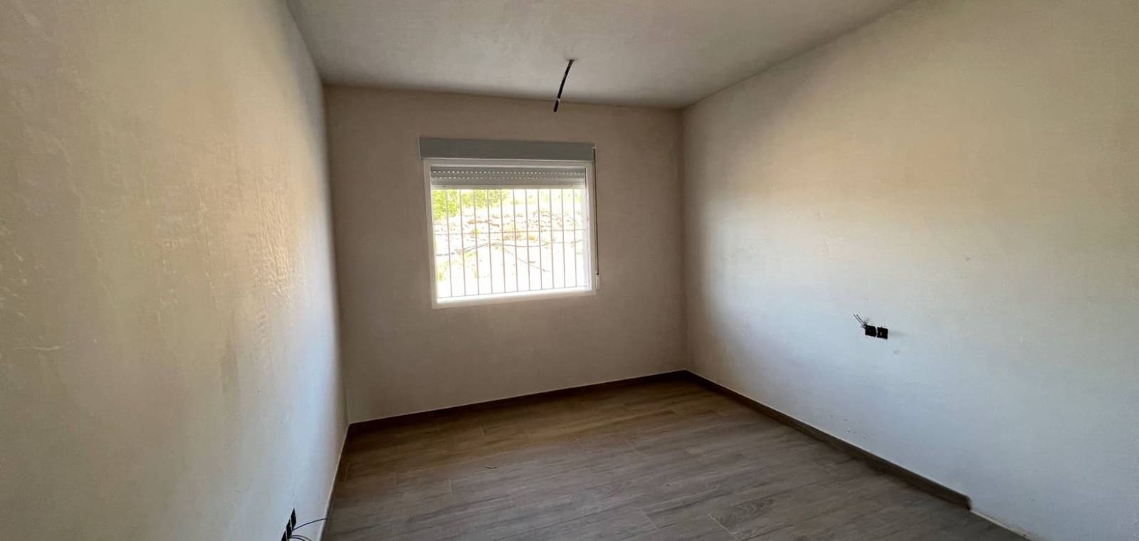 3 soveværelse Villa til salg i Macisvenda med garage - € 300.000 (Ref: 8665818)