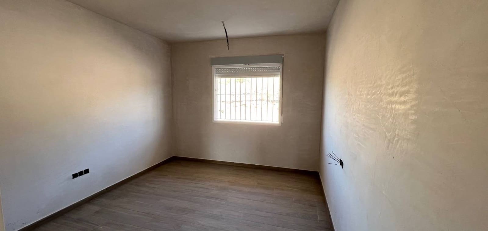 3 soveværelse Villa til salg i Macisvenda med garage - € 300.000 (Ref: 8665818)