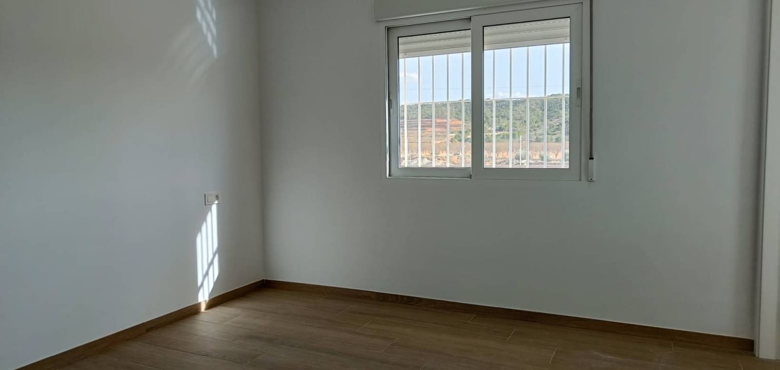 3 soveværelse Villa til salg i Macisvenda med garage - € 300.000 (Ref: 8665818)