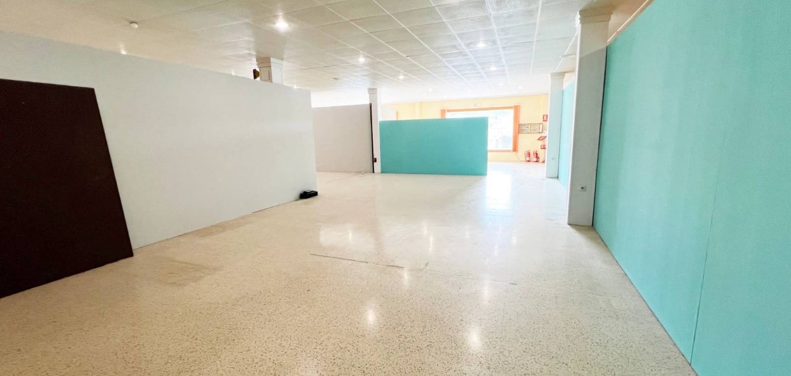 2 bedroom Commercial for rent in Hondon de los Frailes - € 2,000 (Ref: 8783069)