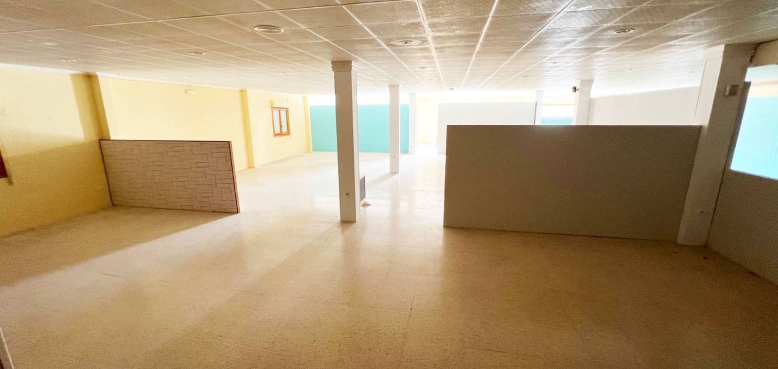 2 bedroom Commercial for rent in Hondon de los Frailes - € 2,000 (Ref: 8783069)