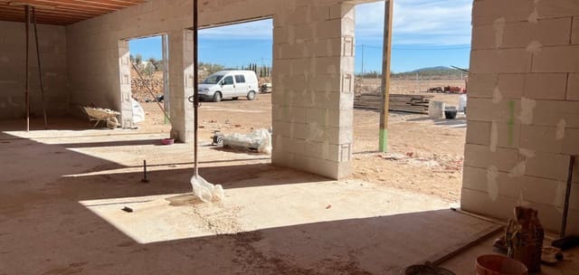 3 bedroom Villa for sale in Pinoso with pool - € 370,000 (Ref: 8837158)