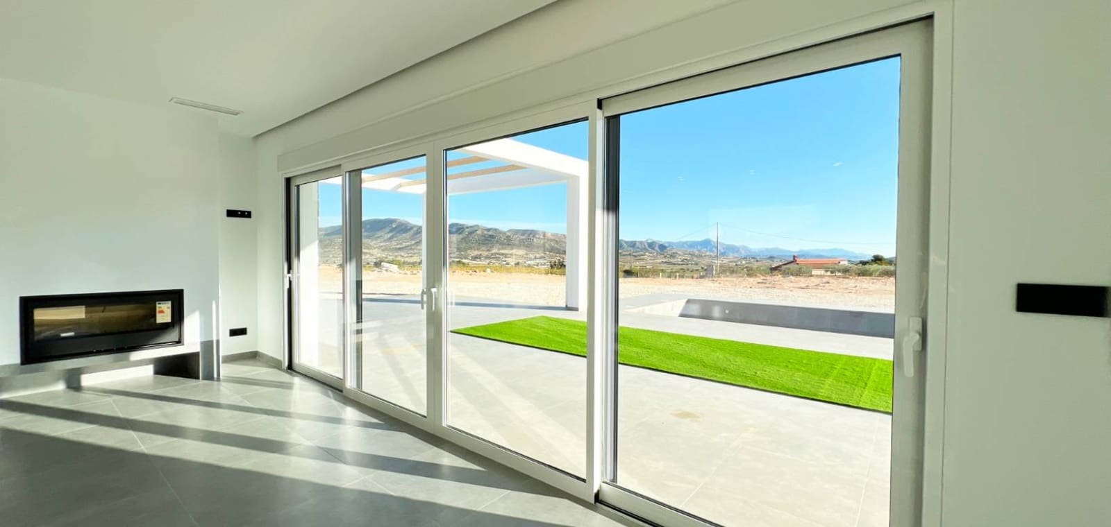 3 bedroom Villa for sale in La Romana with pool - € 470,000 (Ref: 8887021)