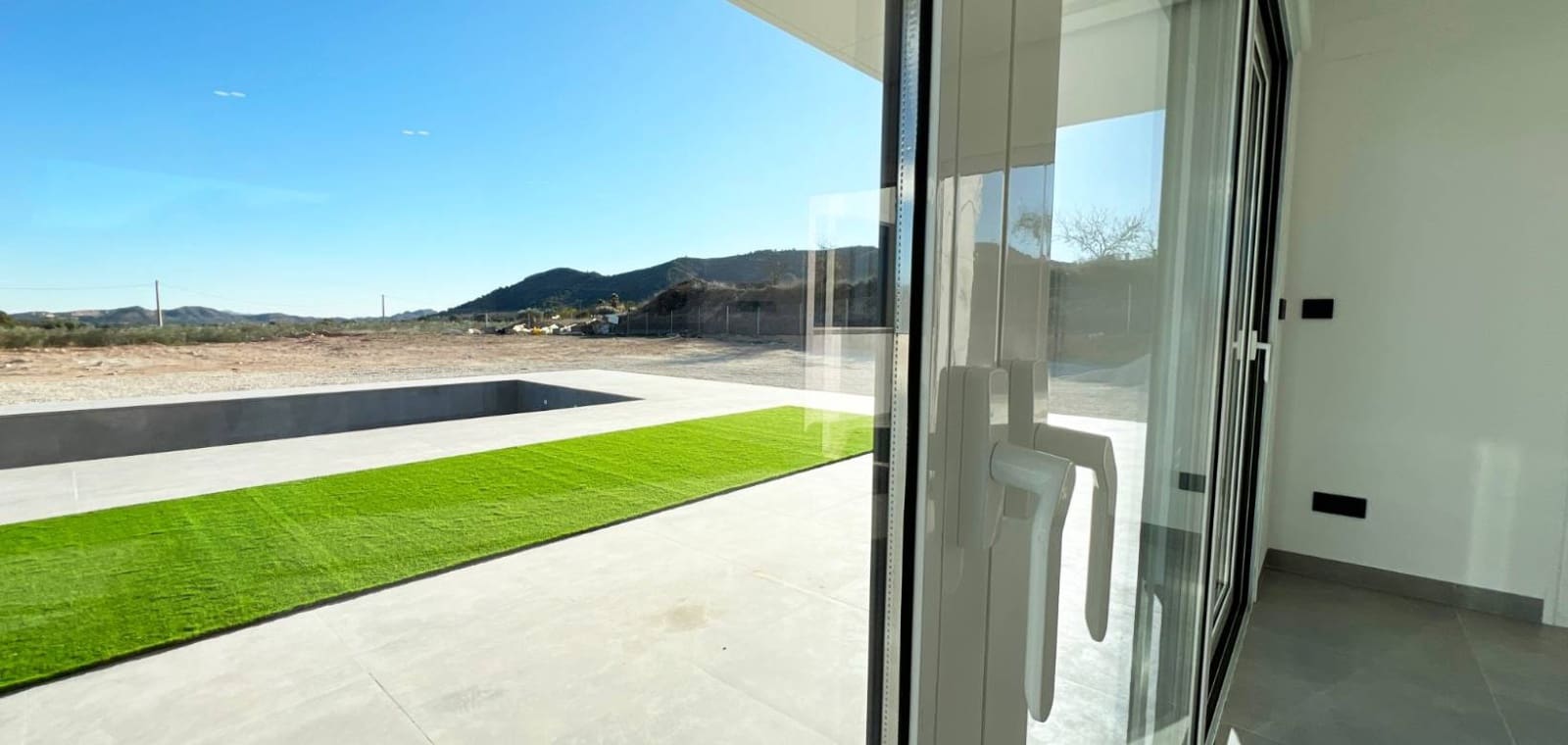 3 bedroom Villa for sale in La Romana with pool - € 470,000 (Ref: 8887021)